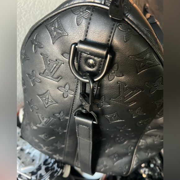 Louis vuitton black duffel bag - Picture 2 of 7